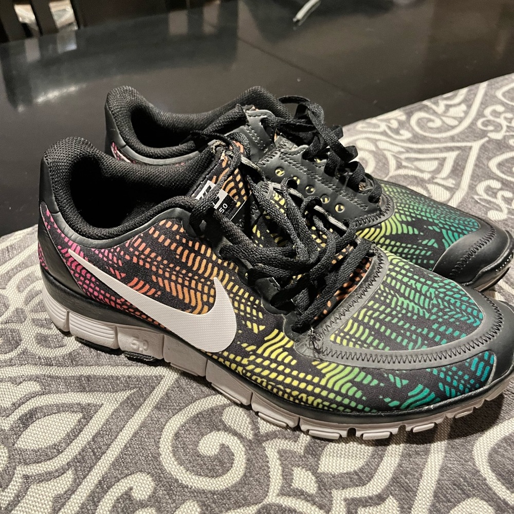 Nike free 5.0 V4  Running Shoe